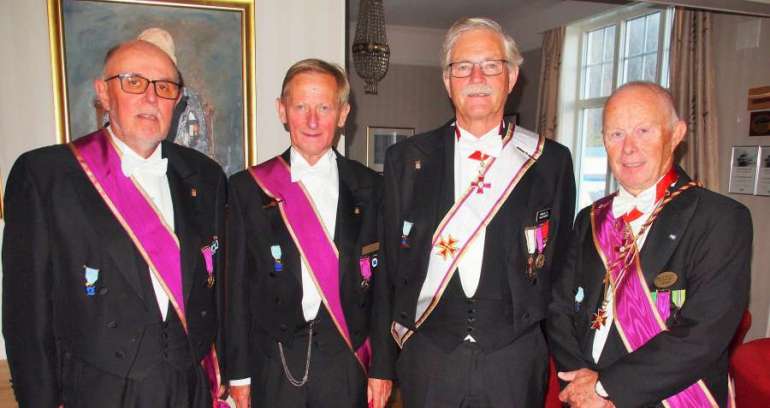 Blant deltakerne i år var det en tidl. Provincialmester Børje Kajander og ikke mindre enn tre tidl. Ordførende brødre – Rolf Schjem samt Jan Holt og Kjell Krey Dagsloth.