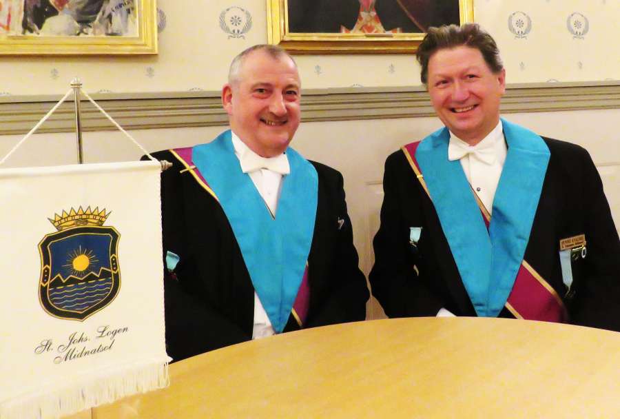 To fornøyde møteledere. F.v.: Del. M. John Patrick, OM I-Grad og OM Øyvind Kvalnæs, OM III-Grad.